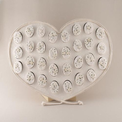 CAIXAS OVAIS COM DECORAçãO