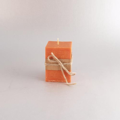 VELA QUADRADA LARANJA 7CMX10CM