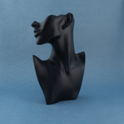 BUSTO DS 12 PRETO